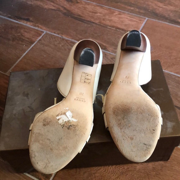 Pump - Picture 2 of 6